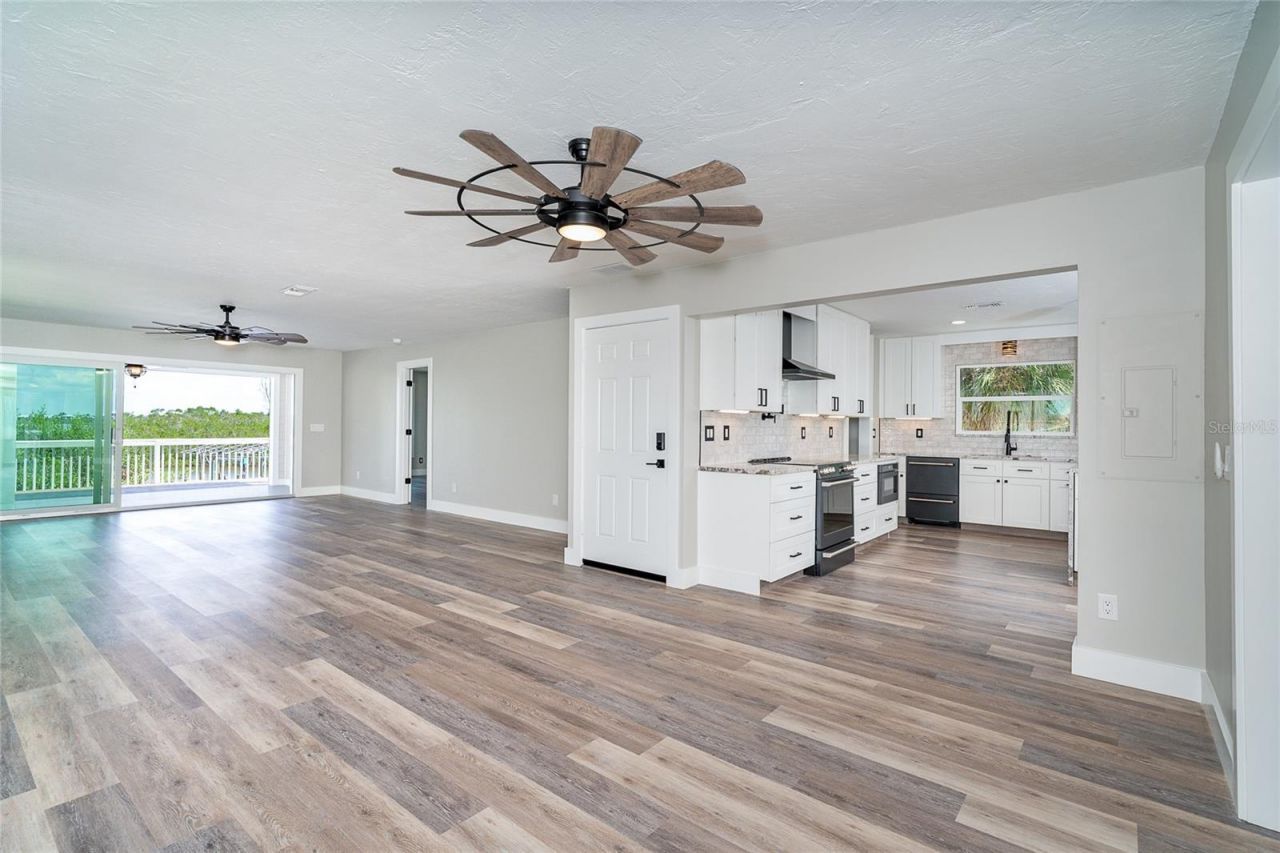 20 N Gulf Boulevard, Placida, FL 33946 Photo
