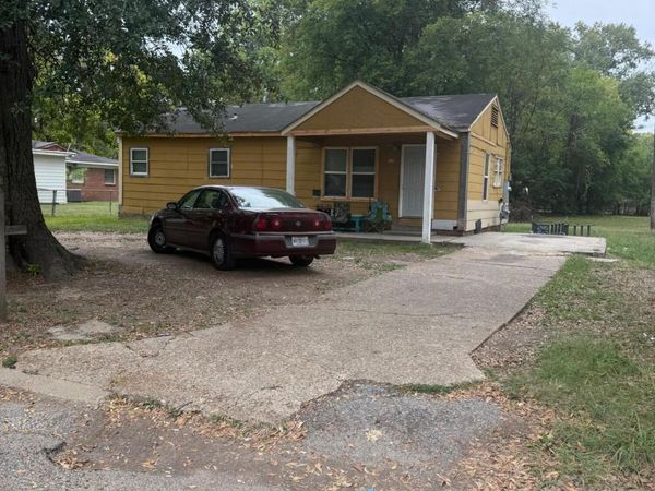 1114 Helen Street, Greenville, MS 38703