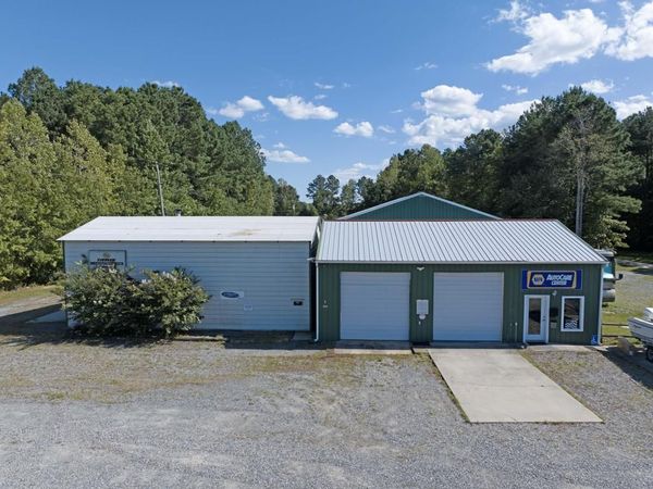 1856 Buckley Hall Road, Cobbs Creek, VA 23035