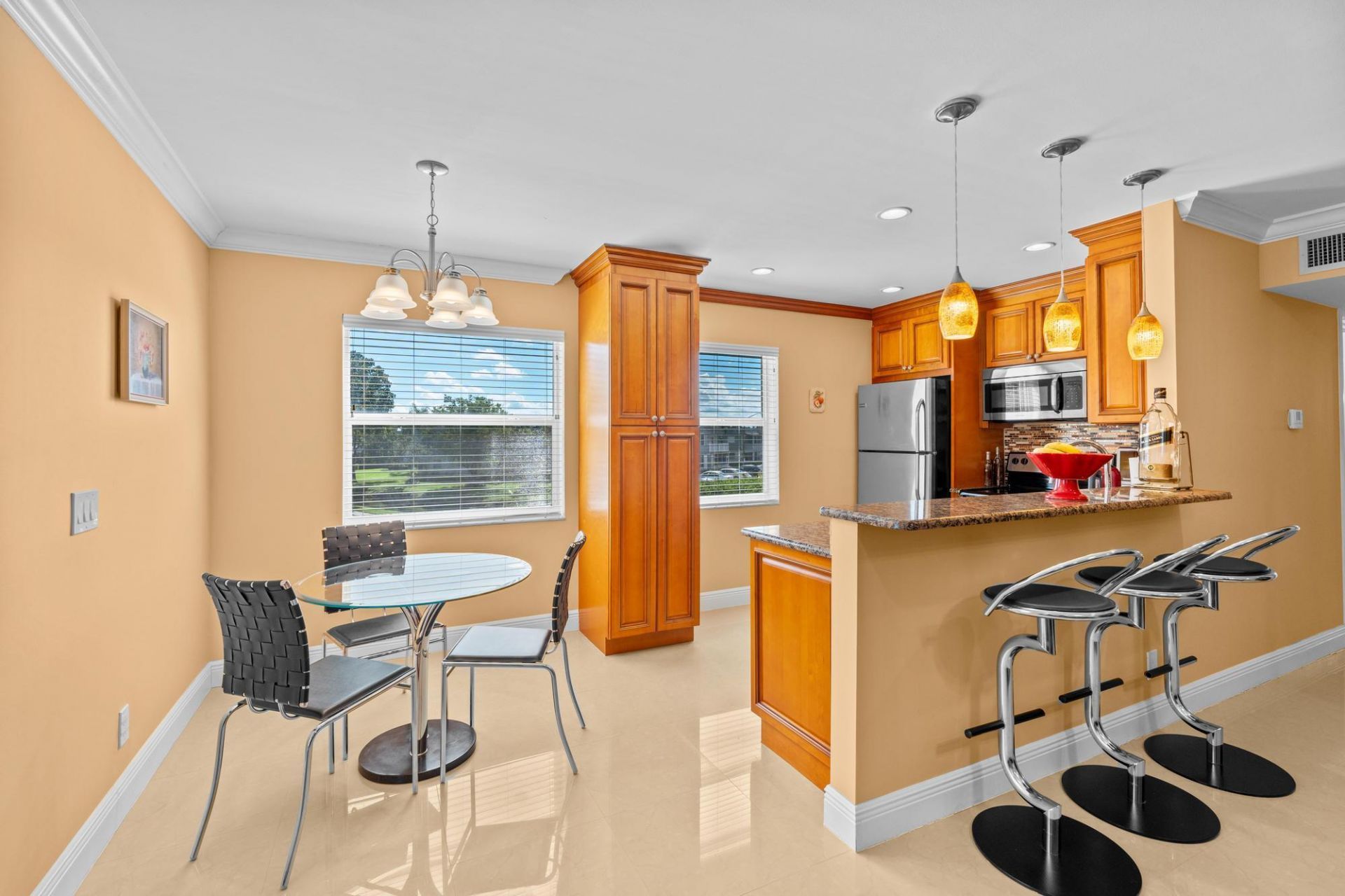 480 Flanders J, Delray Beach, FL 33484 Photo