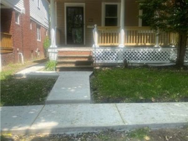 1521 Lakefront Avenue, East Cleveland, OH 44112