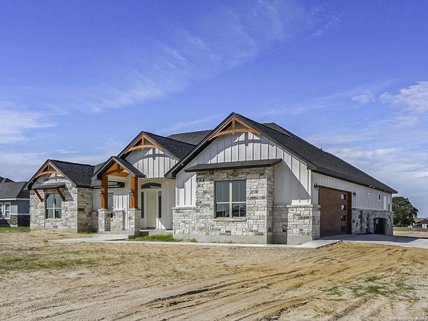 104 Estates, La Vernia, TX 78121