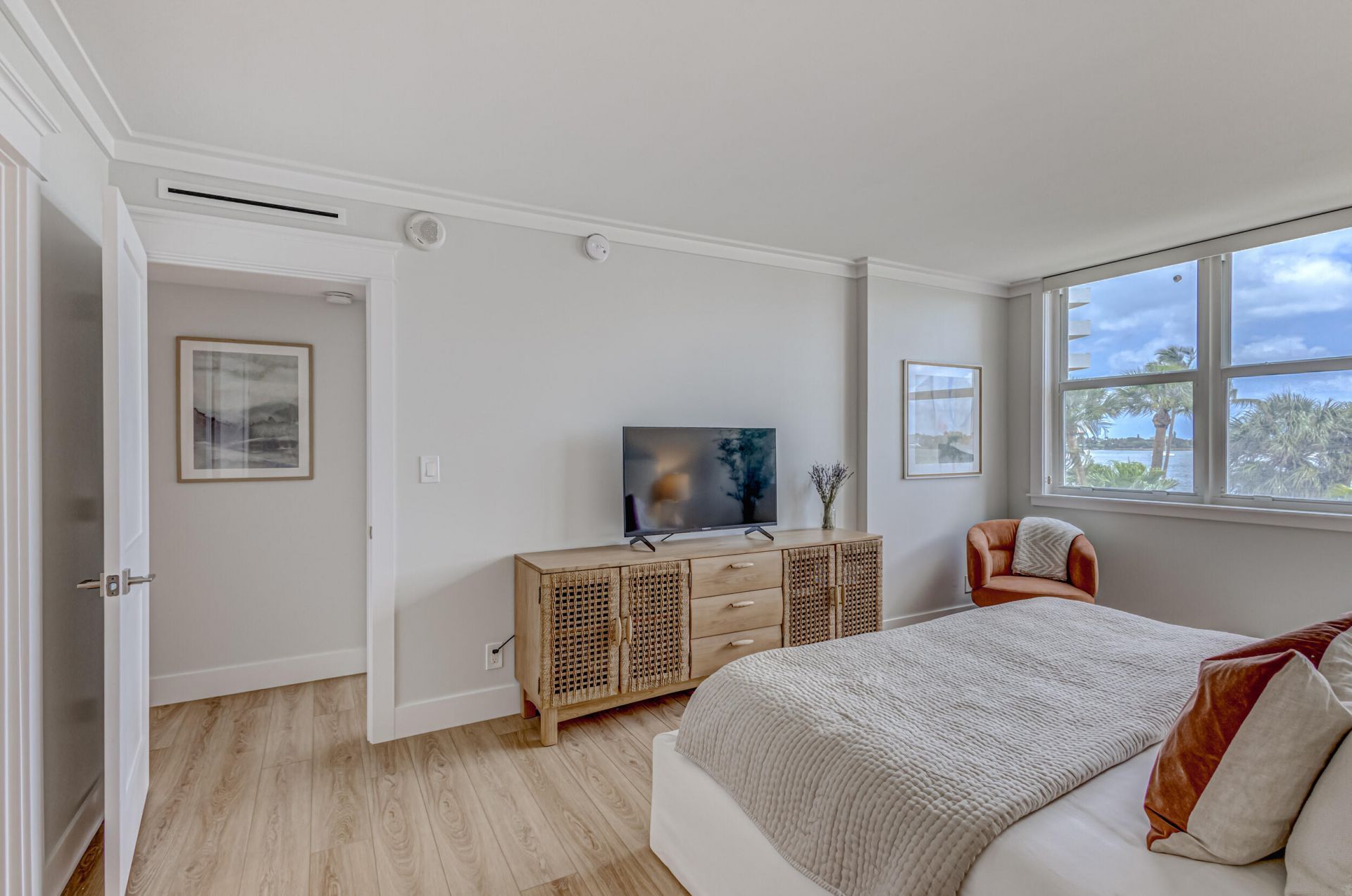 2600 N Flagler Drive, Unit 303, West Palm Beach, FL 33407 Photo