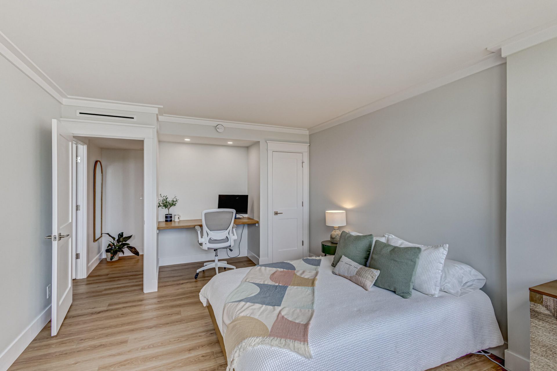 2600 N Flagler Drive, Unit 303, West Palm Beach, FL 33407 Photo