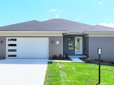 32 Betty Dr, Bellville, OH 44813