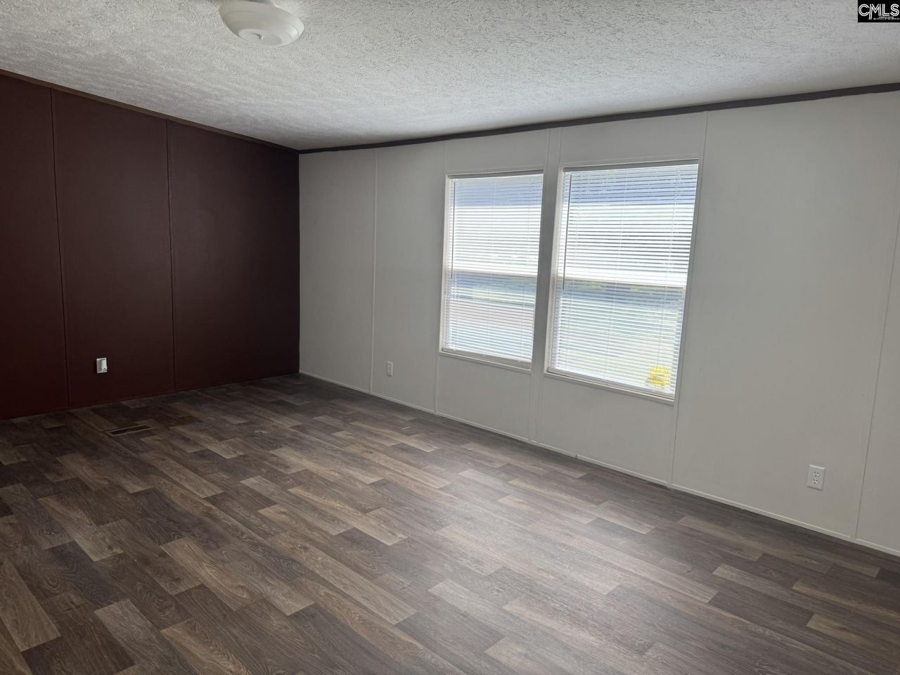 7527 Old Number Six Highway Photo 19