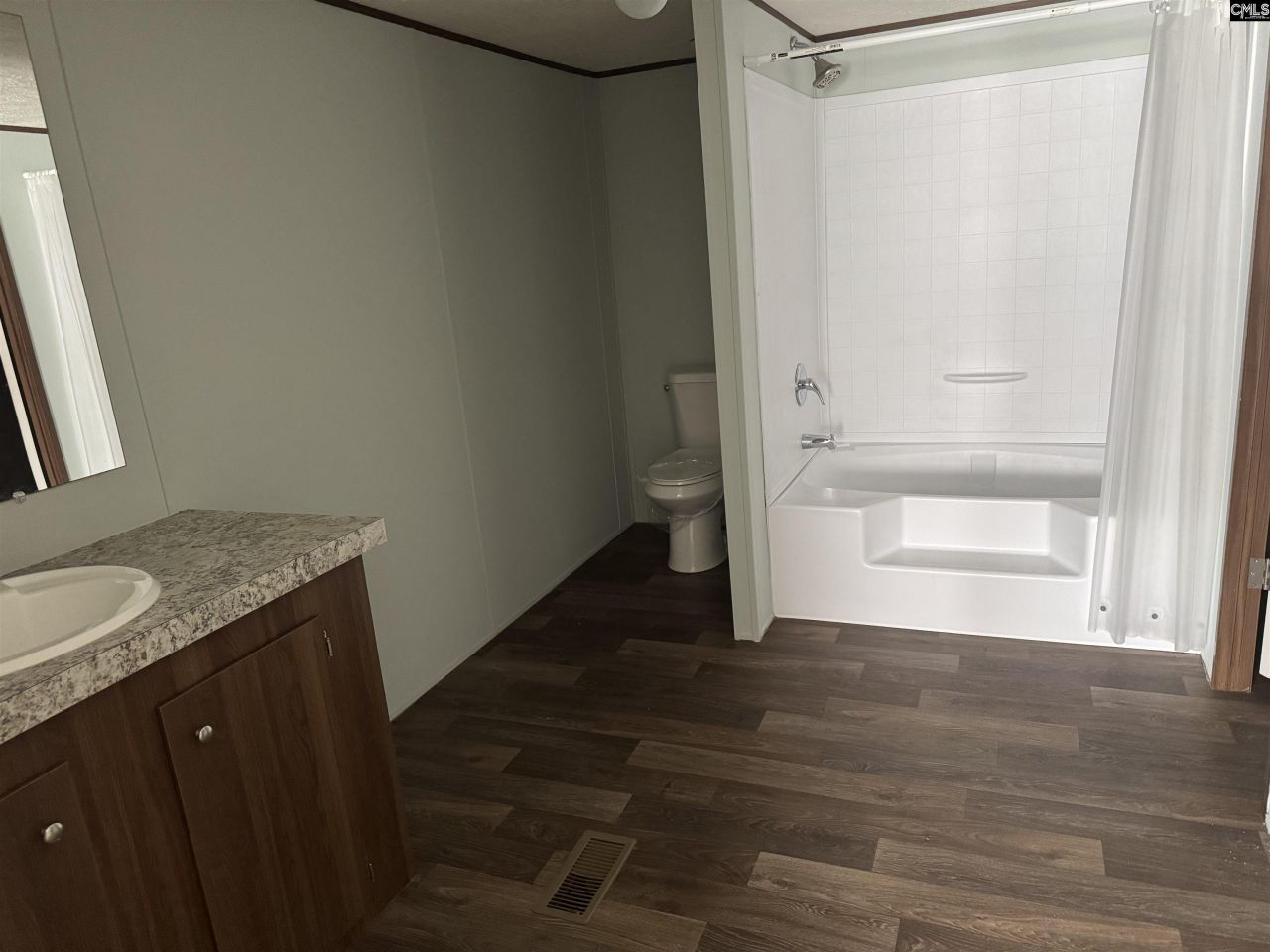 7527 Old Number Six Highway Photo 21