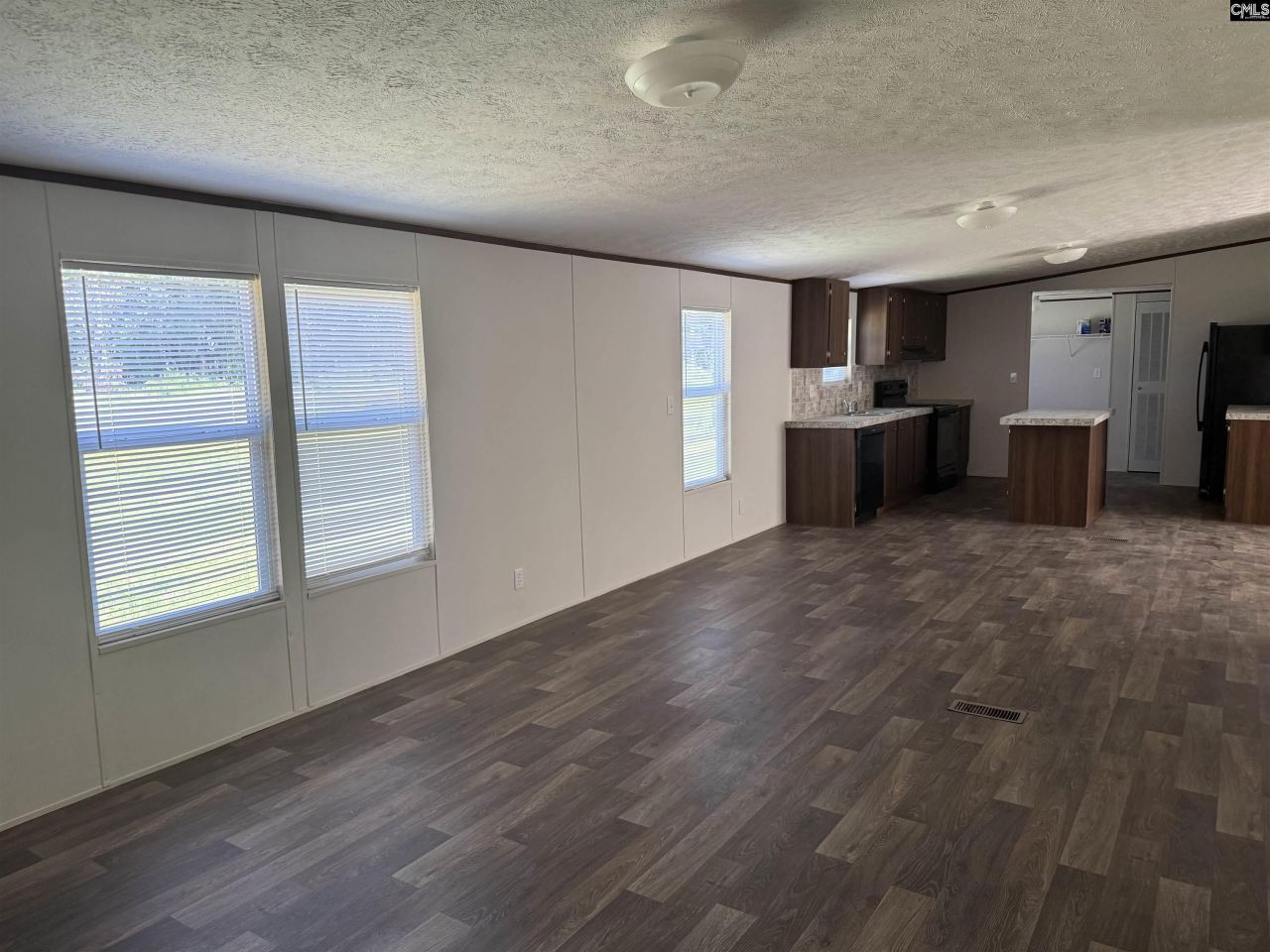 7527 Old Number Six Highway Photo 26