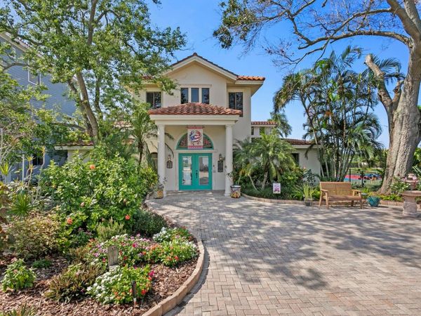 1632 SEA BREEZE DRIVE, TARPON SPRINGS, FL 34689