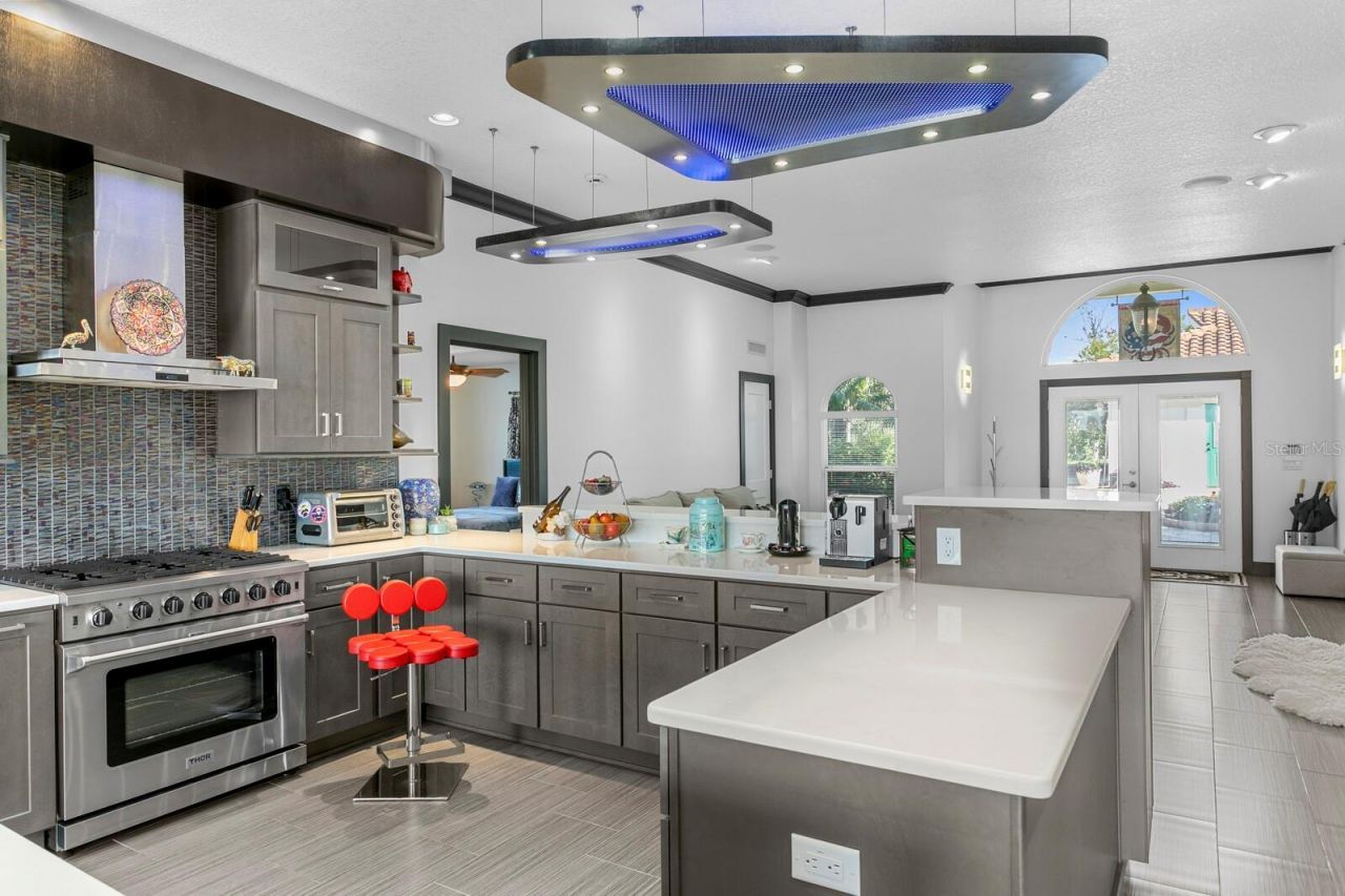 1632 Sea Breeze Drive, Tarpon Springs, FL 34689 Photo