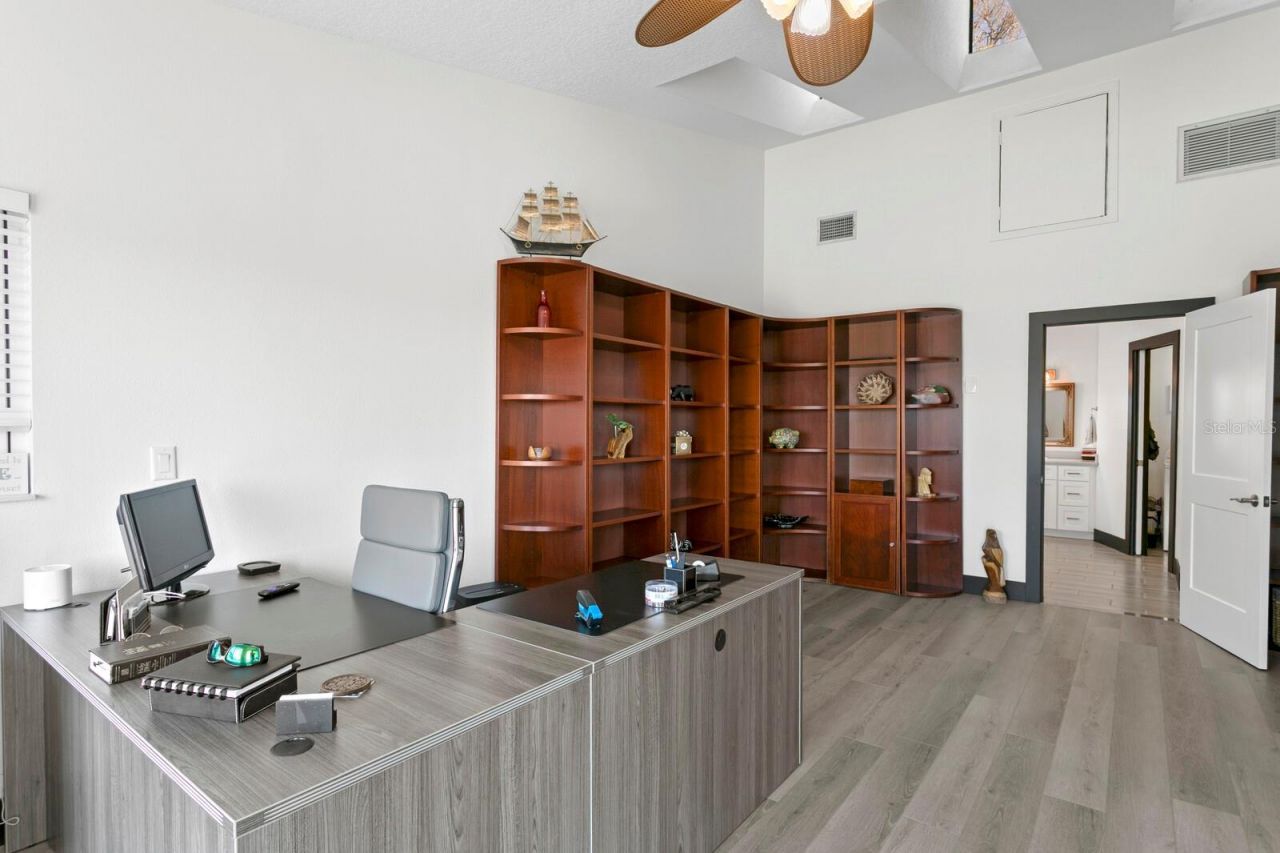 1632 Sea Breeze Drive, Tarpon Springs, FL 34689 Photo