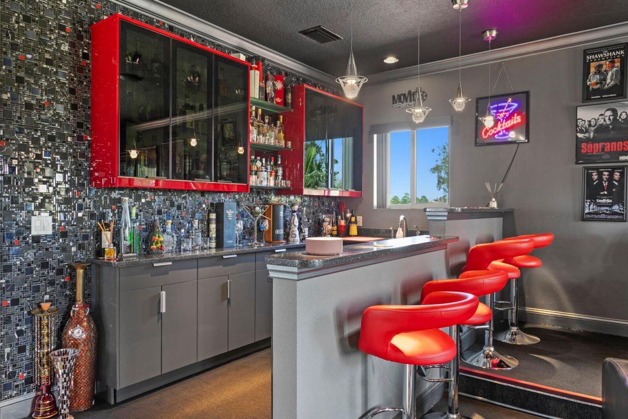 1632 Sea Breeze Drive, Tarpon Springs, FL 34689 Photo