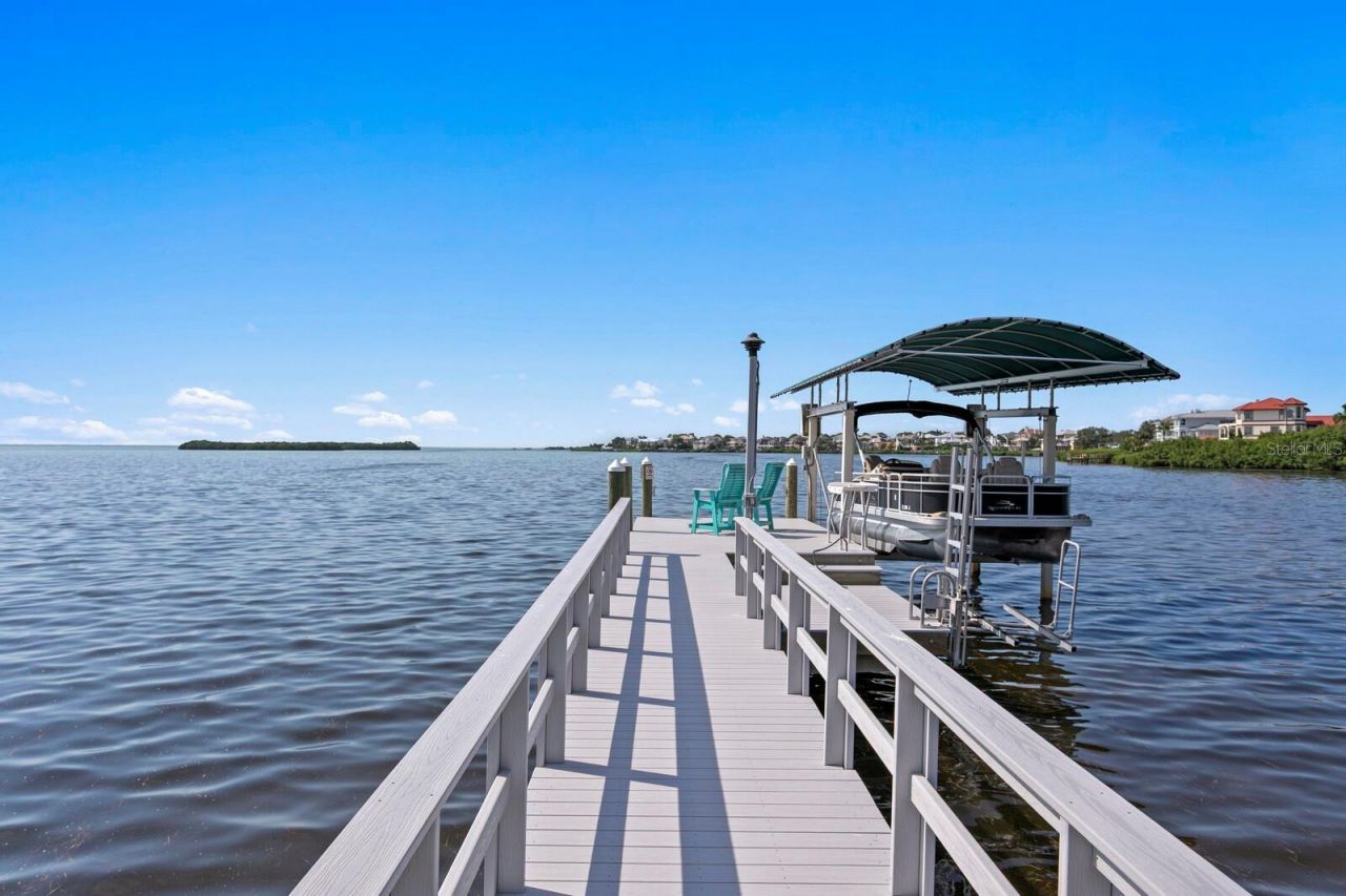 1632 Sea Breeze Drive, Tarpon Springs, FL 34689 Photo