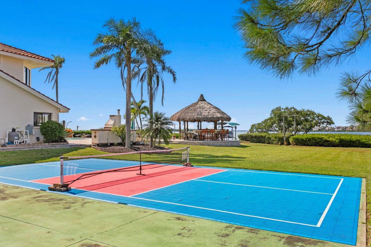 1632 Sea Breeze Drive, Tarpon Springs, FL 34689 Photo