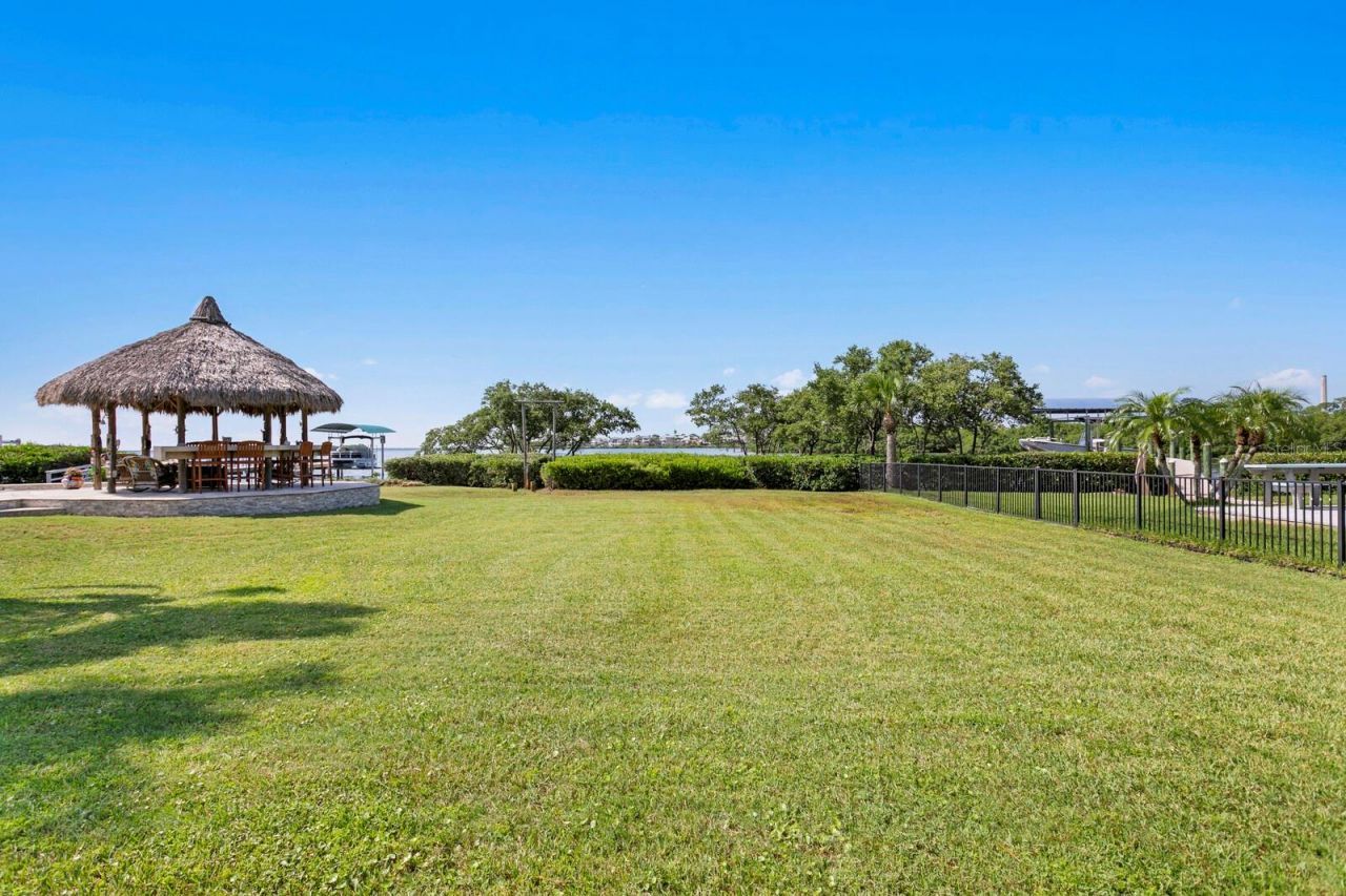 1632 Sea Breeze Drive, Tarpon Springs, FL 34689 Photo