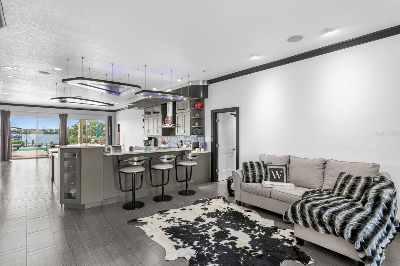 1632 Sea Breeze Drive, Tarpon Springs, FL 34689 Photo