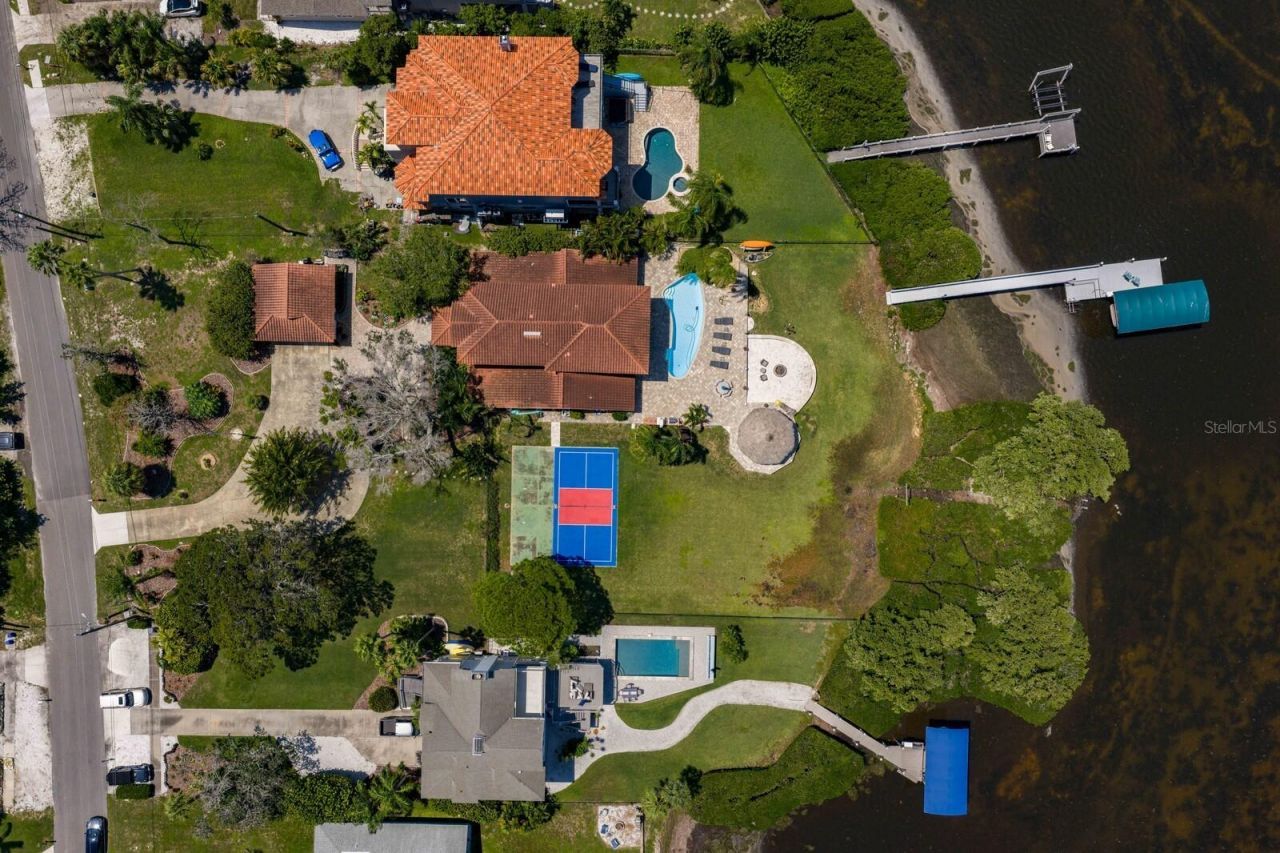 1632 Sea Breeze Drive, Tarpon Springs, FL 34689 Photo