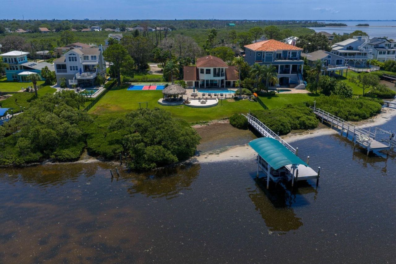 1632 Sea Breeze Drive, Tarpon Springs, FL 34689 Photo