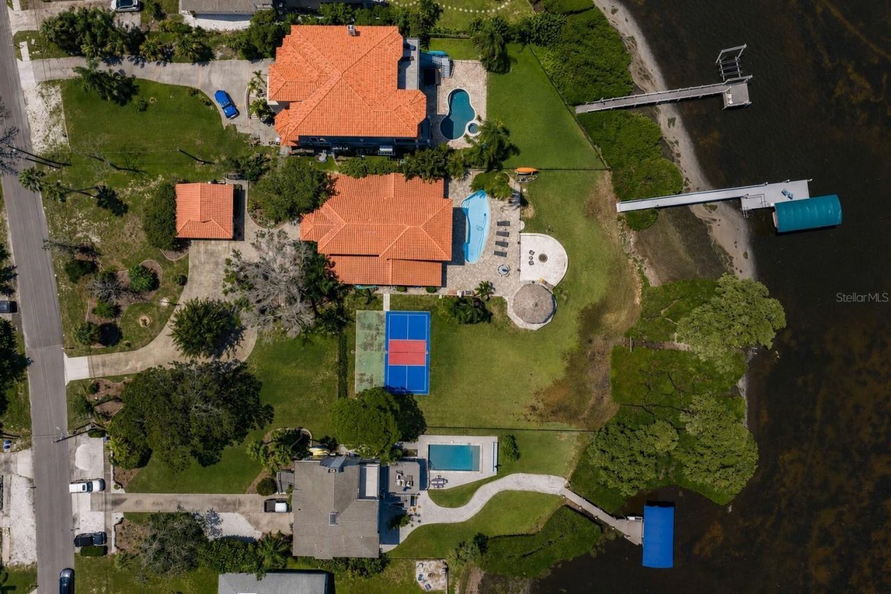 1632 Sea Breeze Drive, Tarpon Springs, FL 34689 Photo