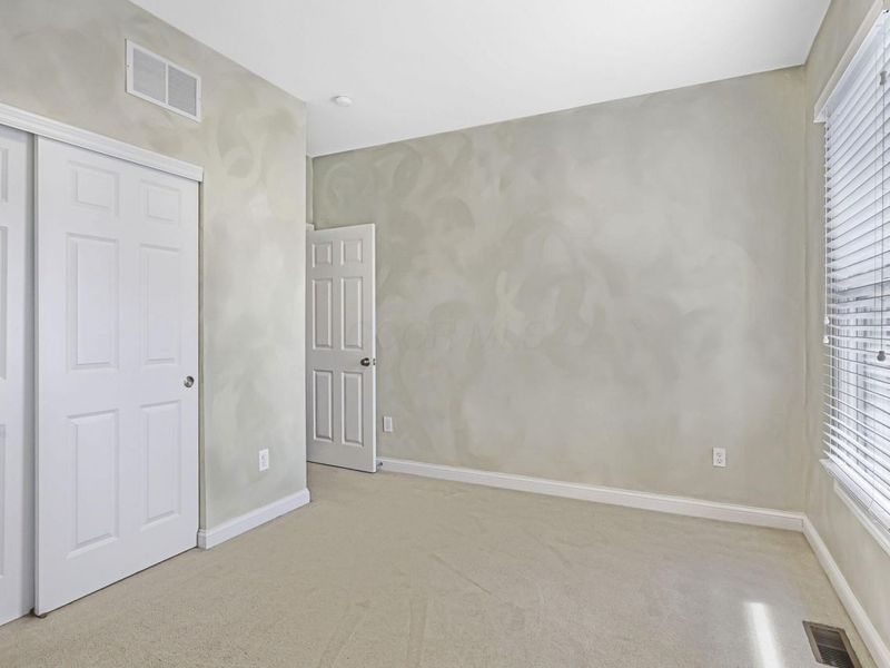 319 W 2nd Avenue, Columbus, OH 43201 Photo 21