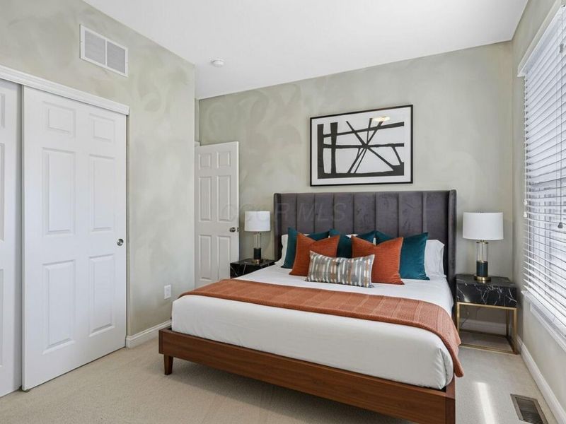 319 W 2nd Avenue, Columbus, OH 43201 Photo 22