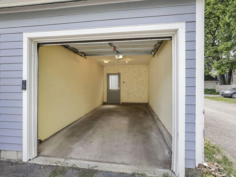 319 W 2nd Avenue, Columbus, OH 43201 Photo 43