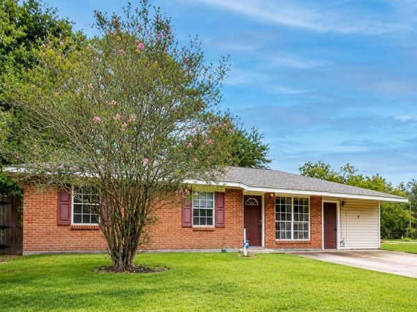 7646 Madison Drive, Biloxi, MS 39532