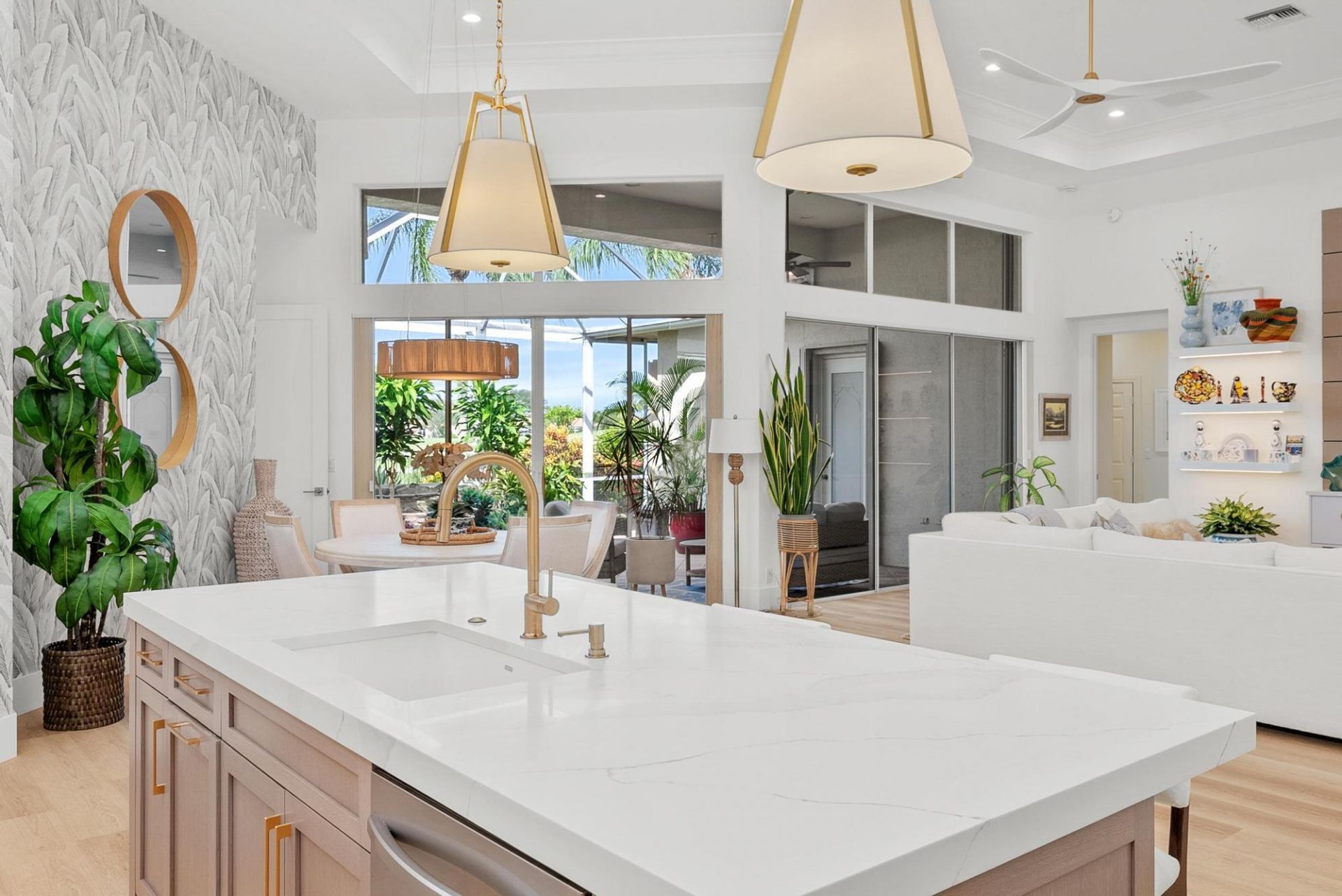 9004 Lakes Boulevard, West Palm Beach, FL 33412 Photo