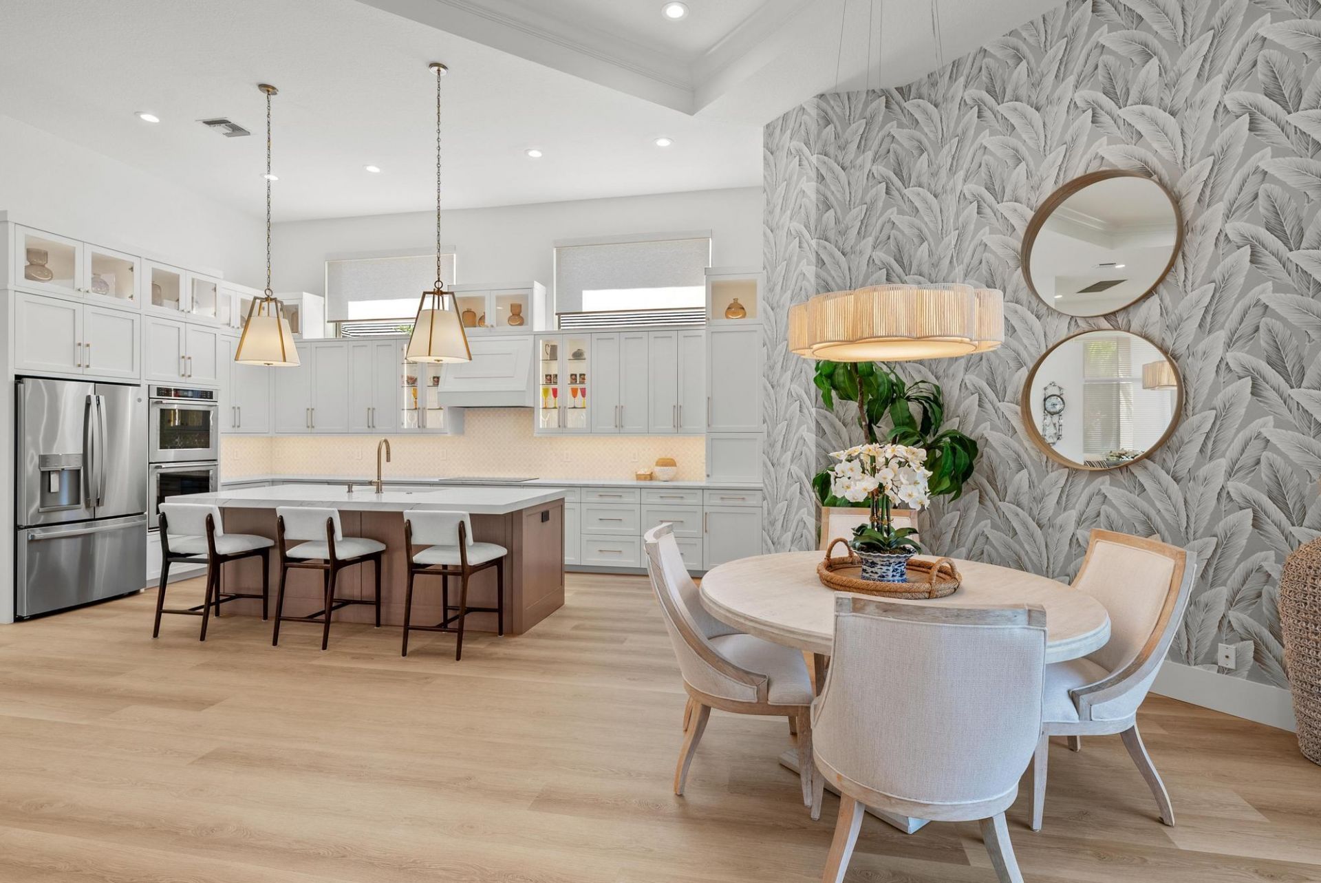 9004 Lakes Boulevard, West Palm Beach, FL 33412 Photo