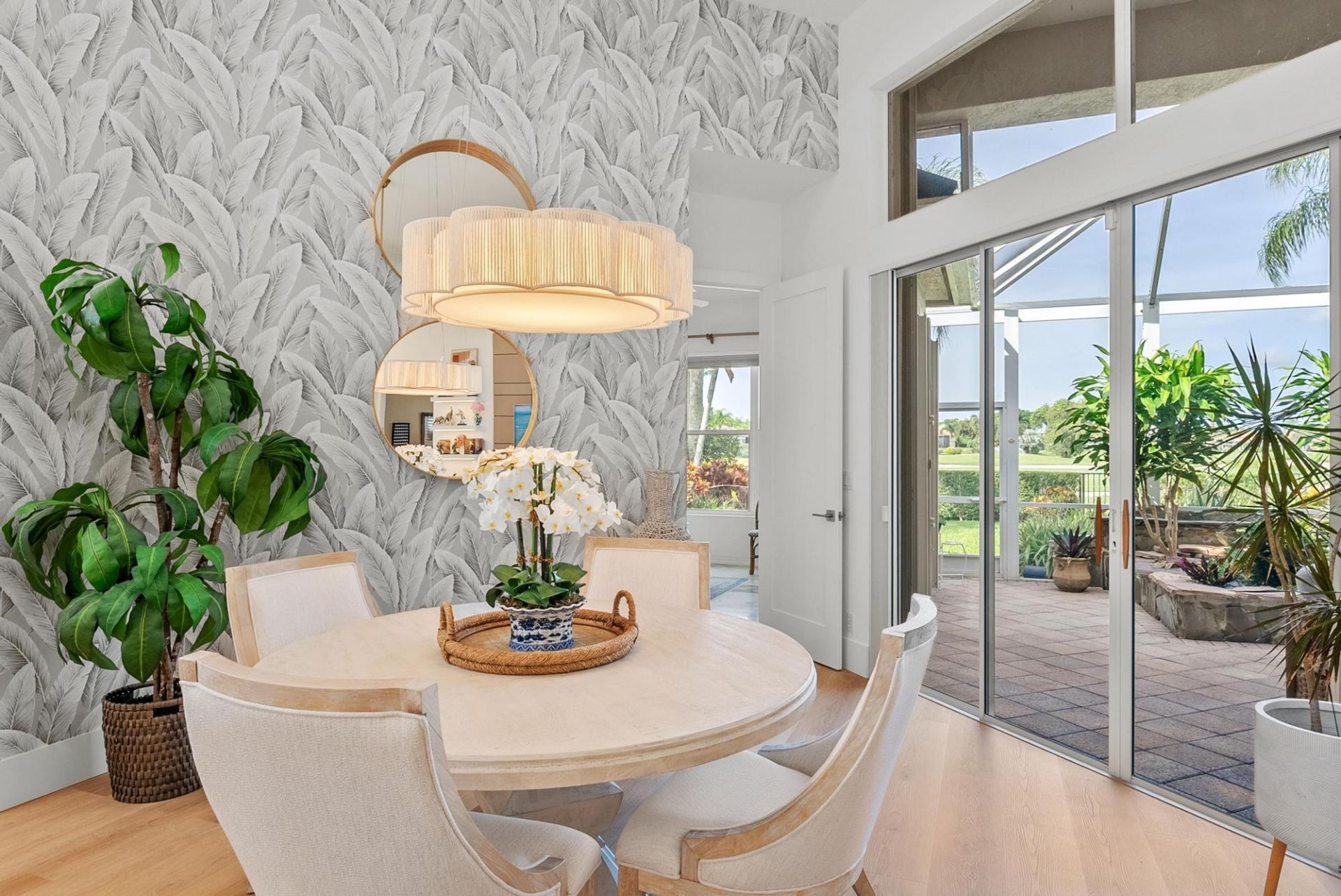 9004 Lakes Boulevard, West Palm Beach, FL 33412 Photo