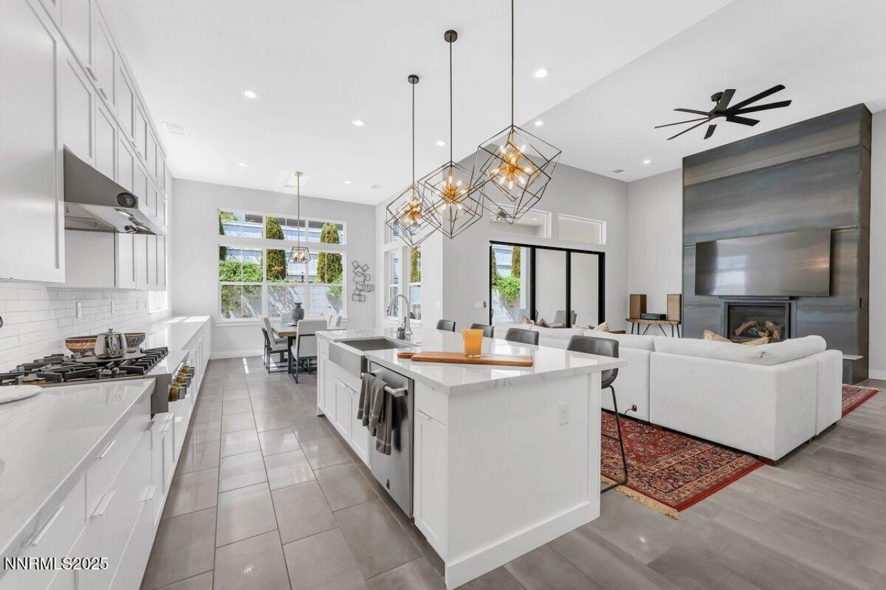 6119 S Pleasant Oak Trail, Reno, NV 89511 Photo