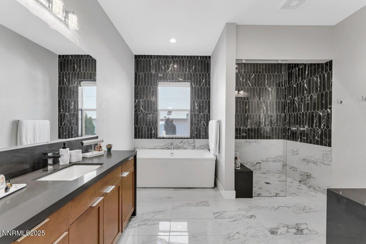 6119 S Pleasant Oak Trail, Reno, NV 89511 Photo