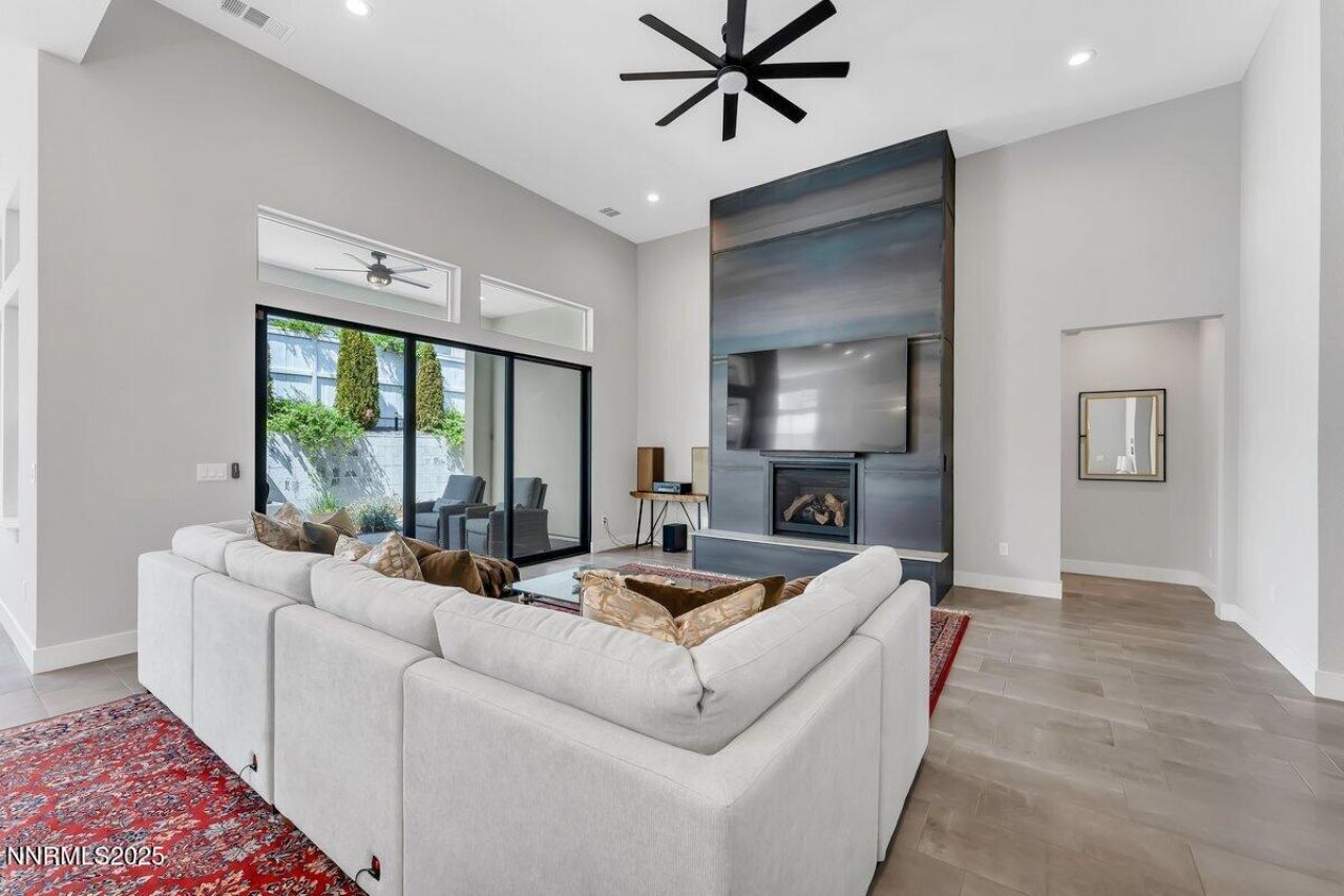 6119 S Pleasant Oak Trail, Reno, NV 89511 Photo