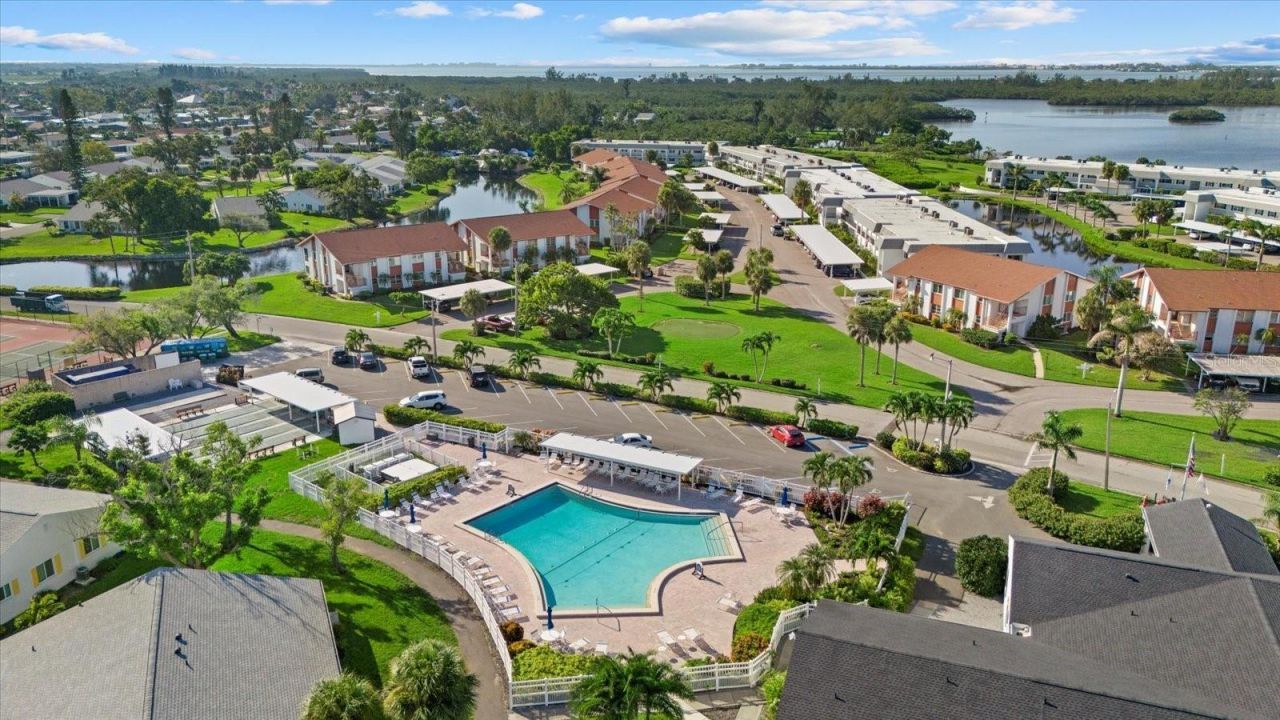 4852 Independence Drive, Bradenton, FL 34210 Photo