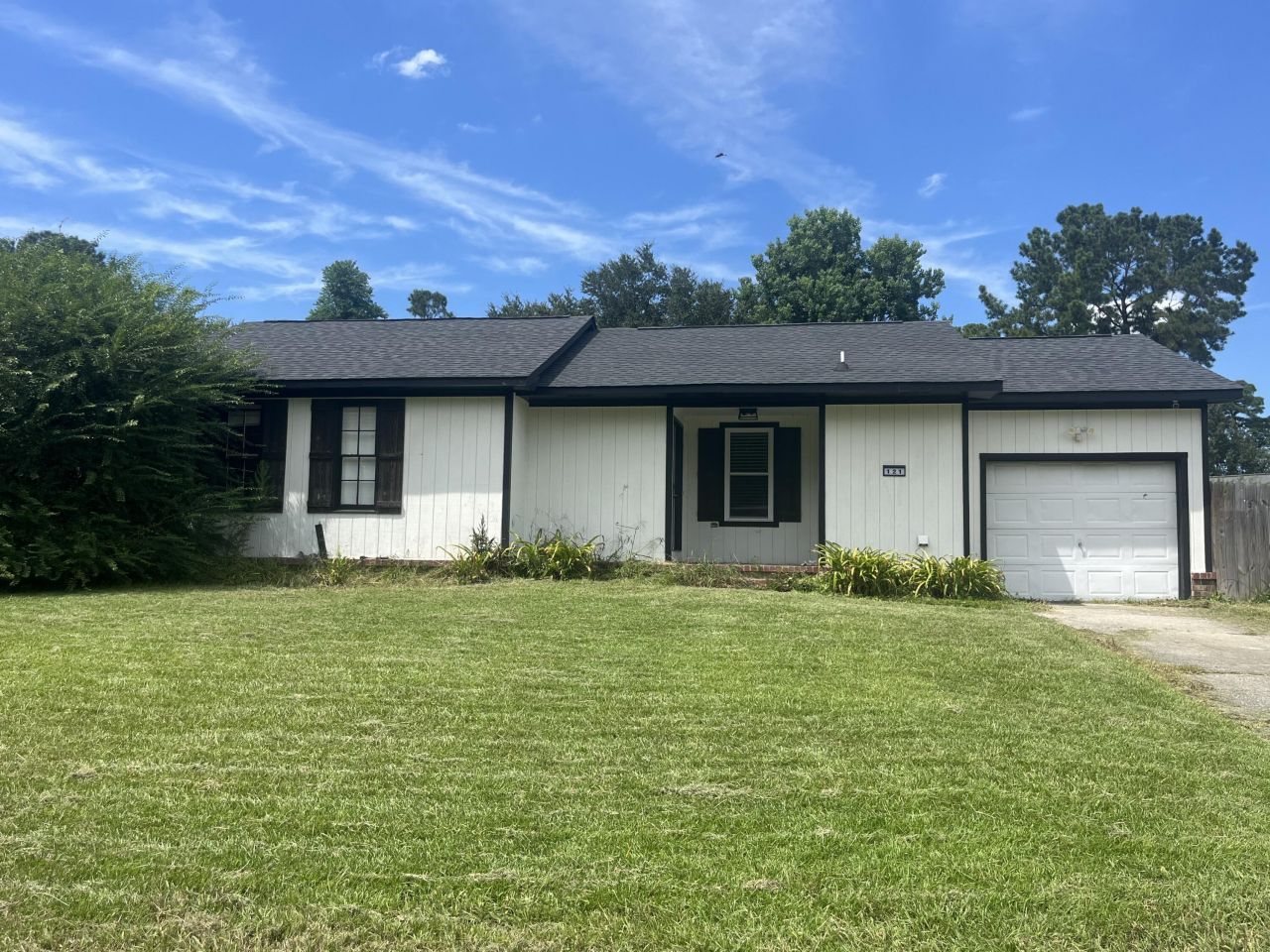 121 Heather Drive Photo 1