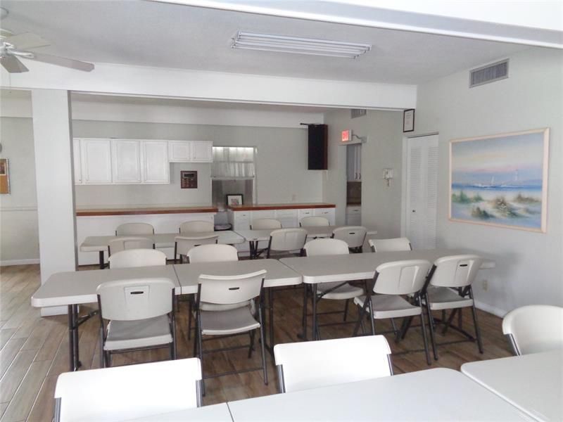 3550 NW 8th Ave, Unit 609, Pompano Beach, FL 33064 Photo