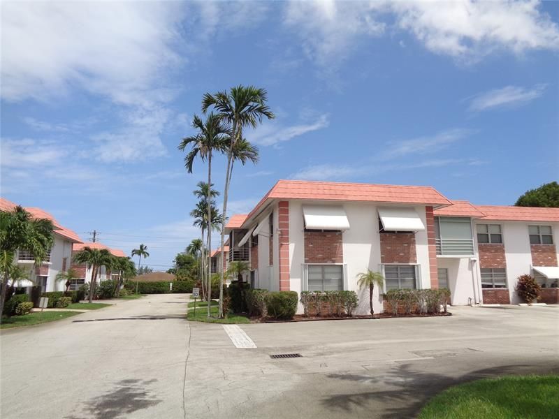 3550 NW 8th Ave, Unit 609, Pompano Beach, FL 33064 Photo