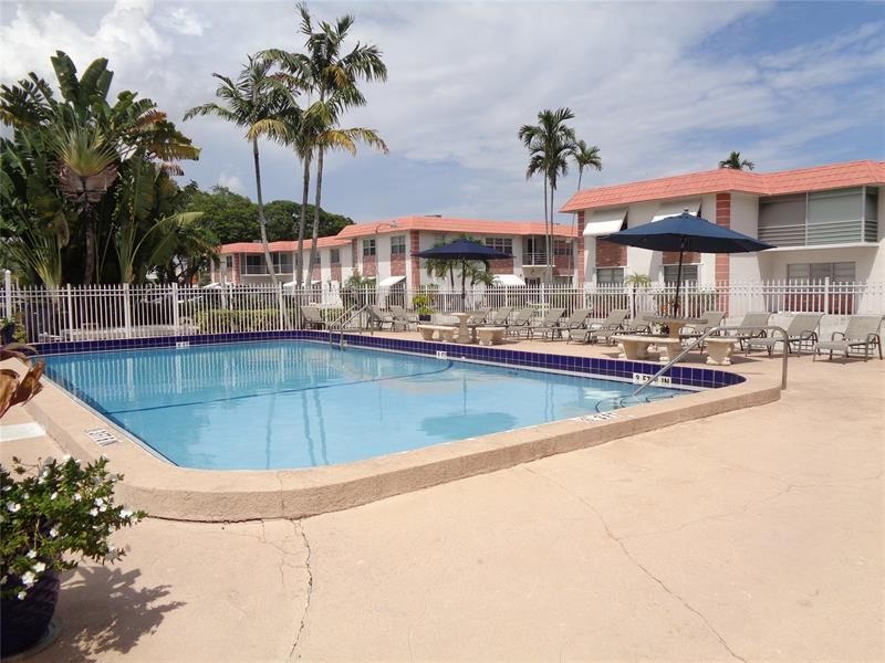 3550 NW 8th Ave, Unit 609, Pompano Beach, FL 33064 Photo