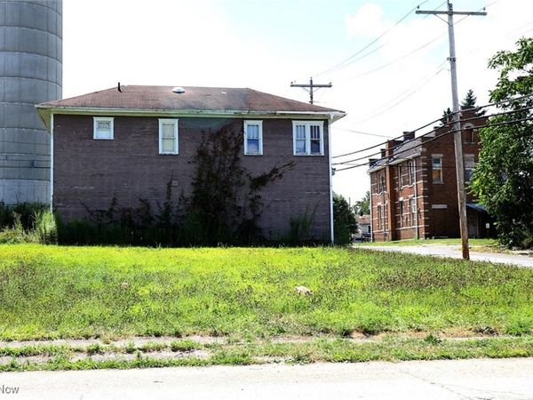 1344 Pennsylvania Avenue, Steubenville, OH 43952