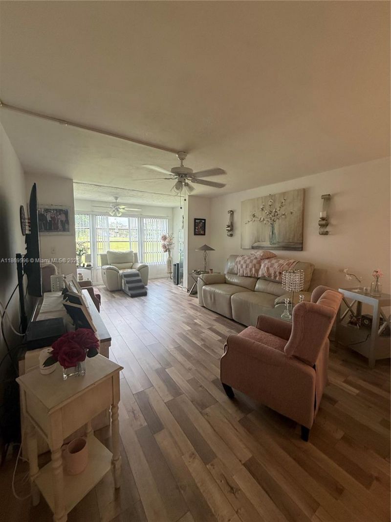 9581 Sunrise Lakes Blvd, Unit 101, Sunrise, FL 33322 Photo