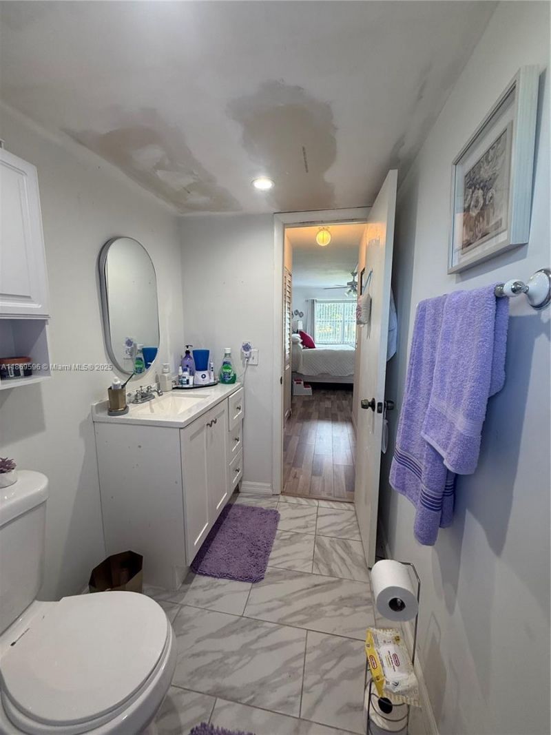 9581 Sunrise Lakes Blvd, Unit 101, Sunrise, FL 33322 Photo