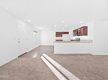 737 Valmy Drive, Reno, NV 89506 Photo