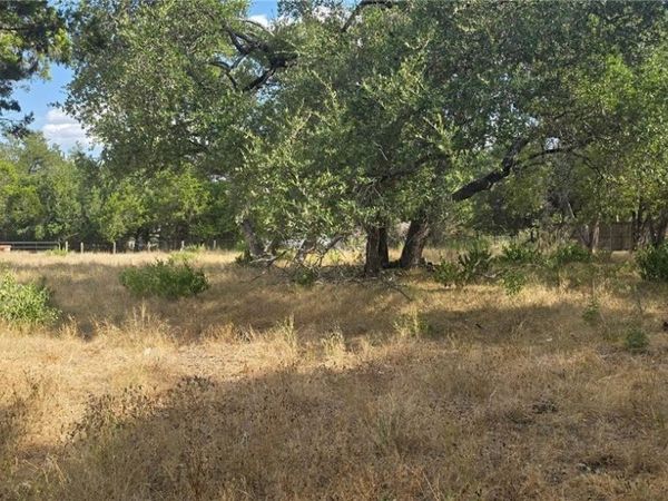 425 Lighthouse, Canyon Lake, TX 78133