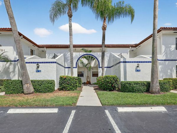 6101 SE Landing Way, Unit 11, Stuart, FL 34997