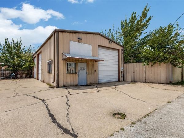 305 W Aimee Street, Forney, TX 75126