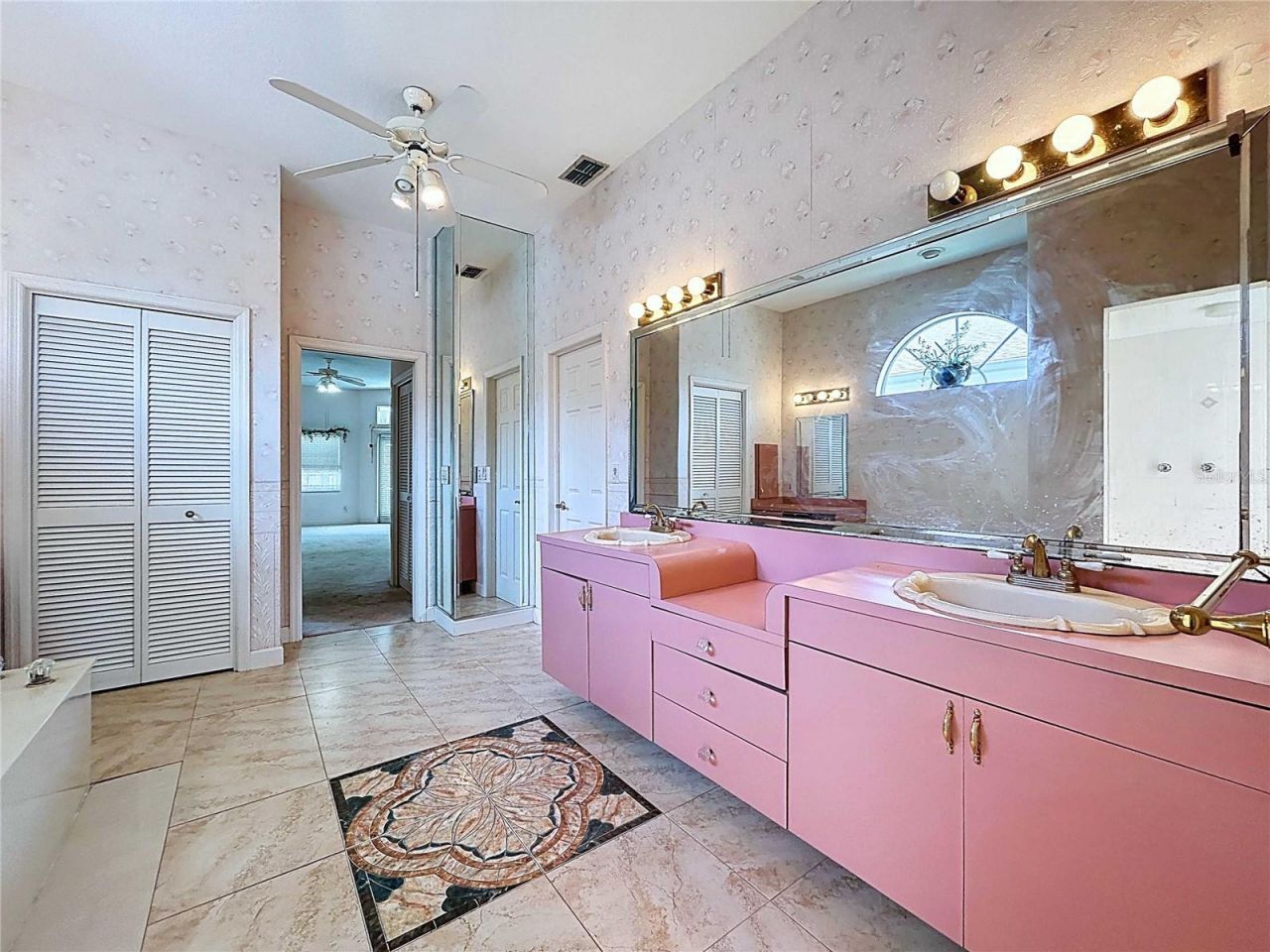 7116 Pebble Beach Lane, Seminole, FL 33777 Photo