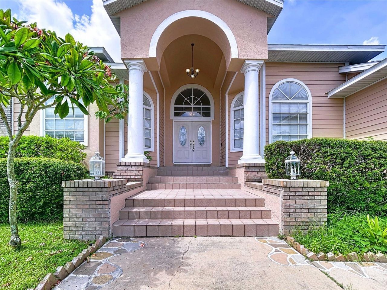 7116 Pebble Beach Lane, Seminole, FL 33777 Photo