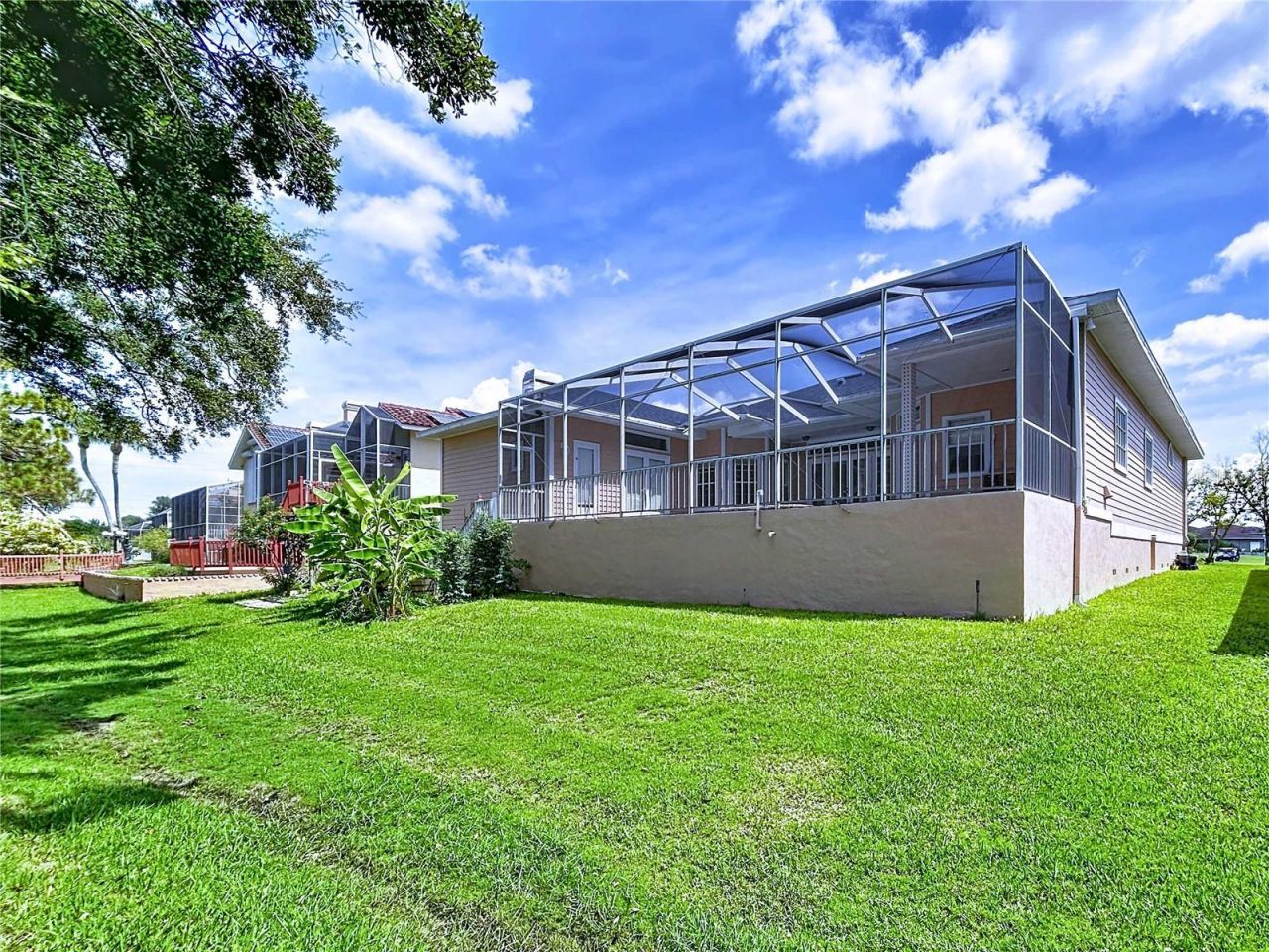 7116 Pebble Beach Lane, Seminole, FL 33777 Photo