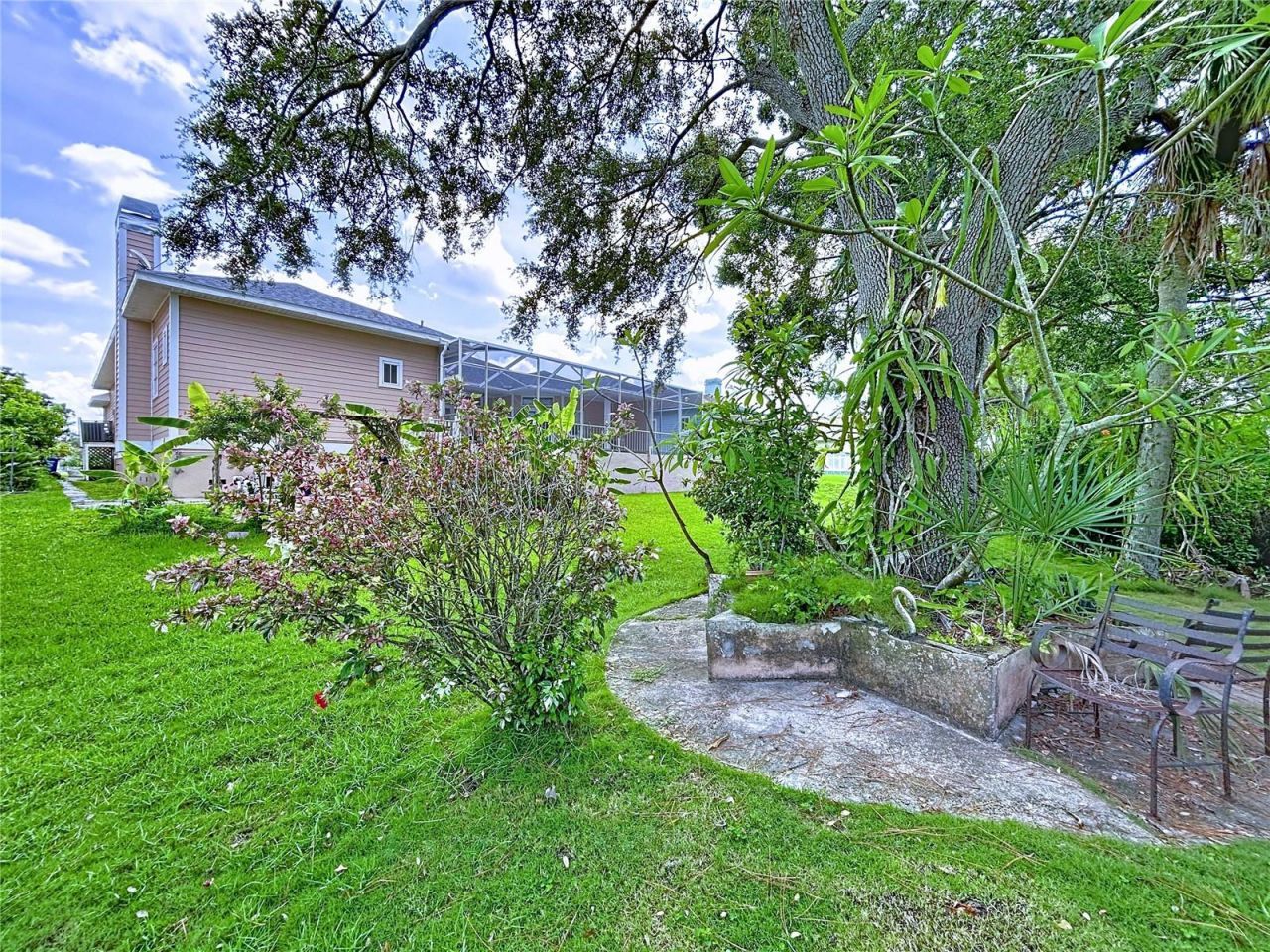 7116 Pebble Beach Lane, Seminole, FL 33777 Photo