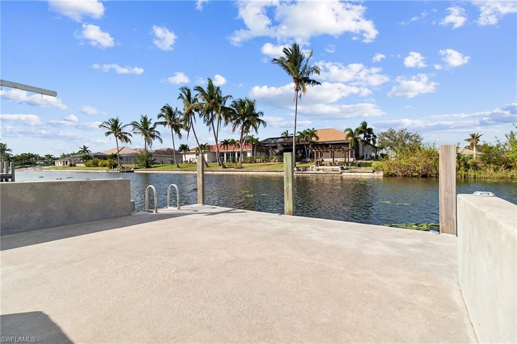 231 Gleason Pkwy, Cape Coral, FL 33914 Photo